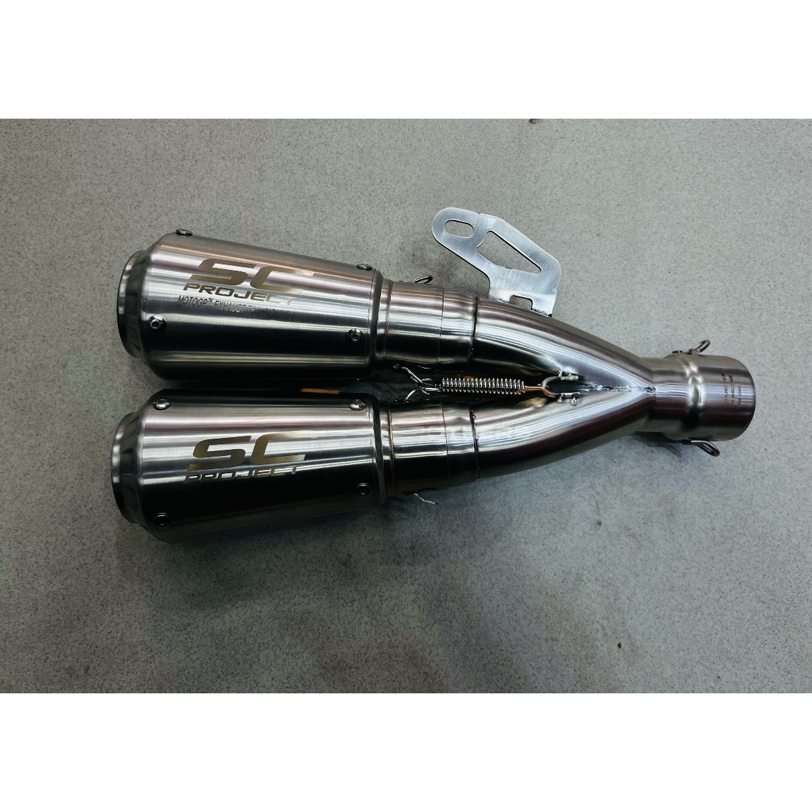 Motorcycle-SC-Project-Dual-Pipe-Nose-Exhaust-E09-High-Quality-Muffler-Silencer-1 SC Project Dual Pipe Performance Exhaust - Image 1